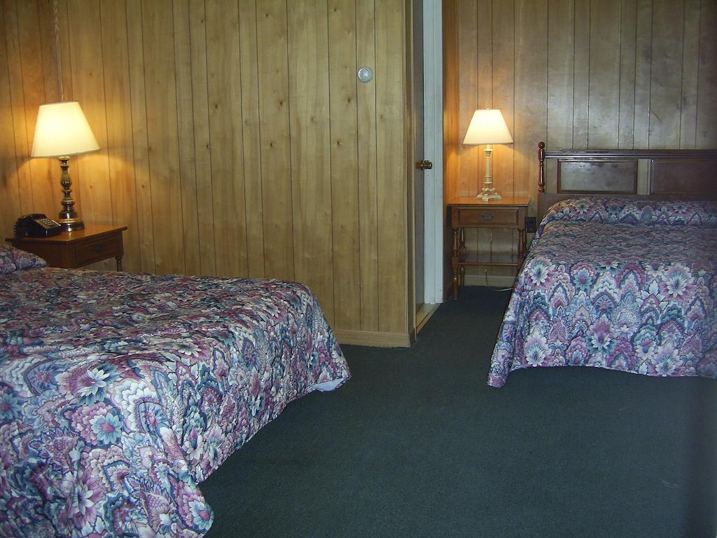 Cedar Grove Motel 앨투나 외부 사진